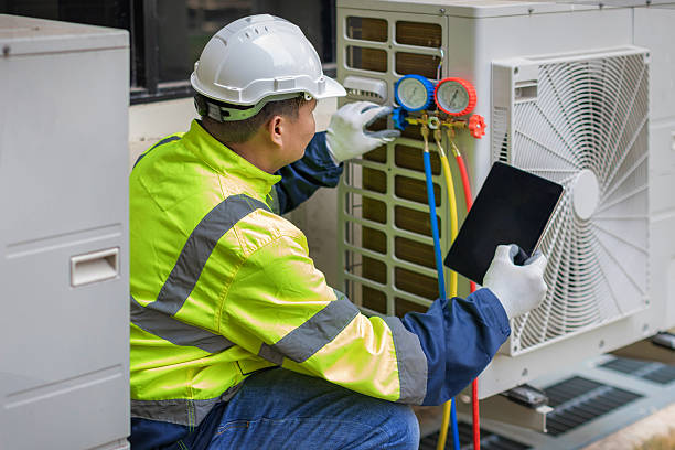 Professional Hvac technician working in Yale, MI